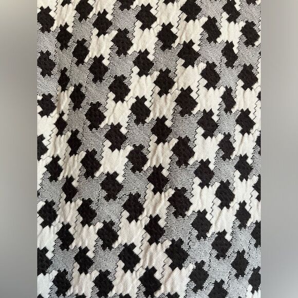 Just Taylor Plaid Textured Dress. Size 12. - Picture 2 of 8